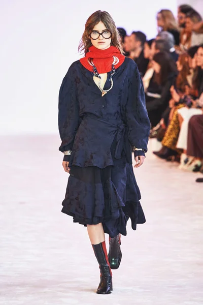 Look 36